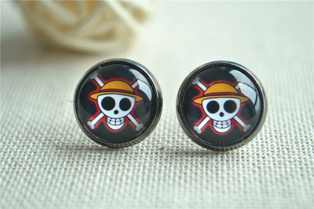 ace one piece earrings